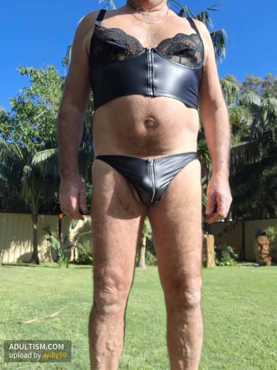Image 10 of 10