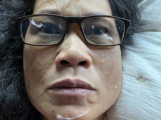 Glasses Facial 4 of 10