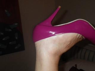 Pink shoe test, oh yes