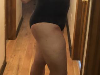 Tried on my bathing suit 3 of 8