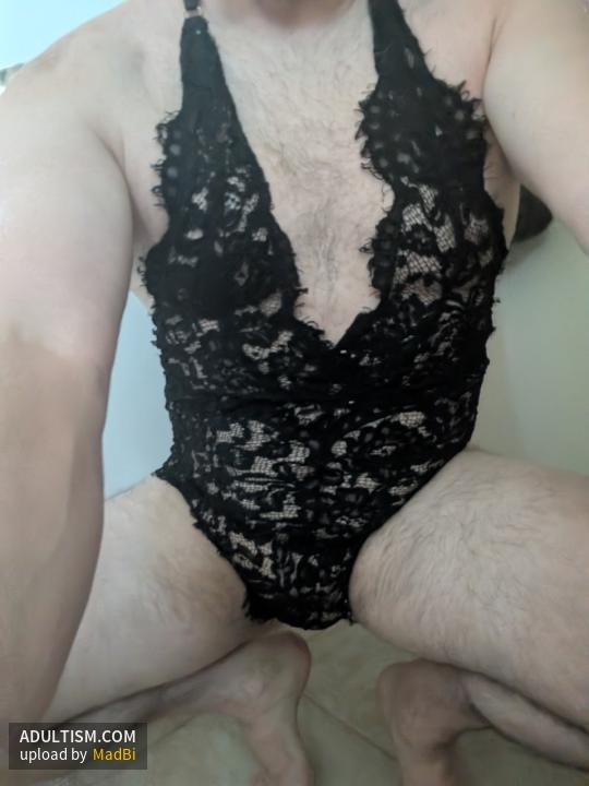 Image 4 of 20