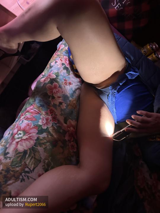 Image 4 of 4