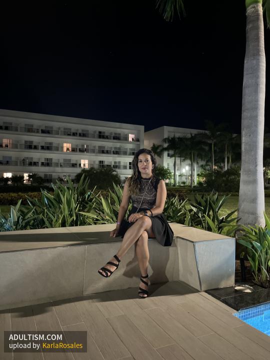 Image 1 of 8