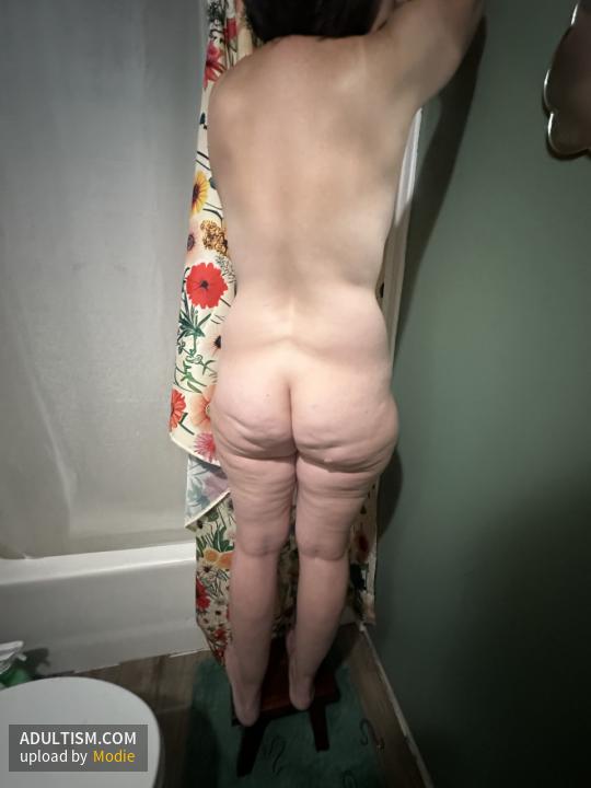 Image 4 of 18