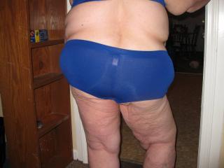 Blue bra and panties 7 of 9