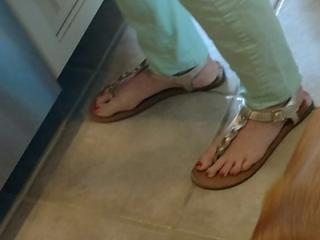 More gorgeous Easter feet 12 of 16