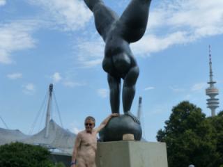 Nude in Munich 14 of 18