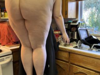 Fully nude fat housewife 3 of 20