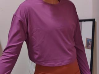 Bulging cameltoe in shorts 14 of 20