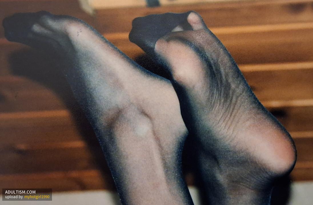 Image 2 of 4
