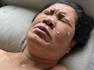 Girlfriend Facial 13 of 15