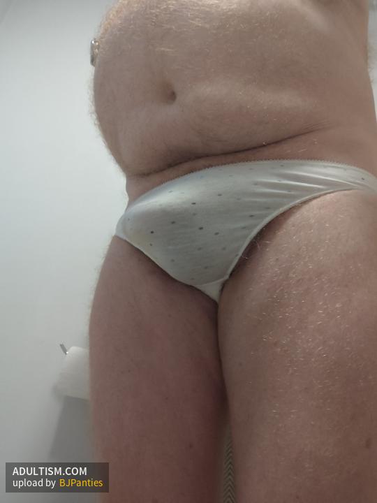 Image 4 of 5