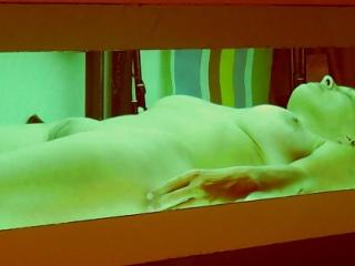 Hanna tanning bed
