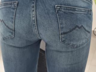 Jeans 5 of 9