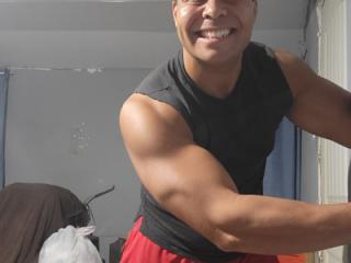 Muscular mixed stud 1 of 5