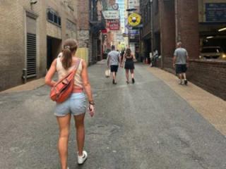 Feeling sexy 1 of 11