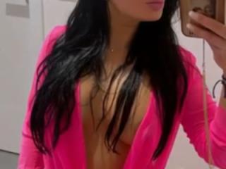 Shopping outfit 4 of 6