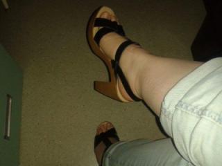GF's feet in high heel sandals 3 of 5