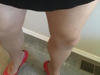 Red heels black skirt 3 of 8