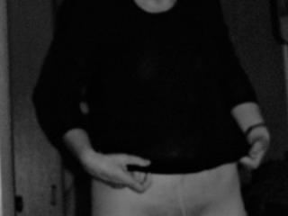 Lisa in panyhose, flashing