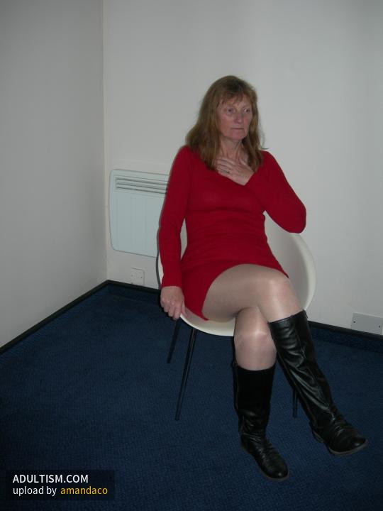 Image 2 of 8