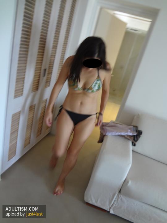 Image 4 of 7