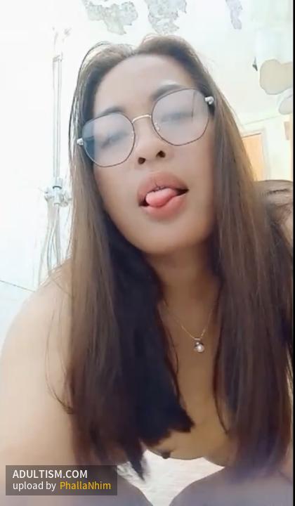 Image 2 of 18
