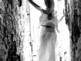 Miria photo shooting June 2025 3 of 6