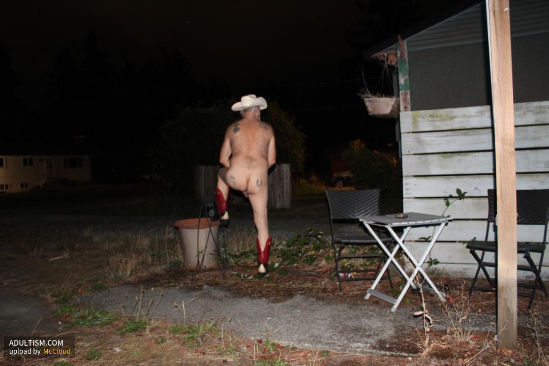 Image 3 of 4