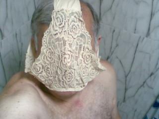 Sniffer. 9 of 20