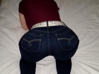 Boots and Jeans Milf 12 of 17