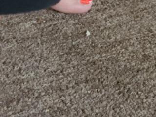 Orange toes 3 of 4