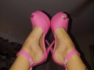 Pink Heels 2 of 14