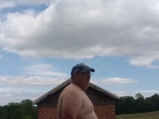 61old outside warm weather 11 of 20