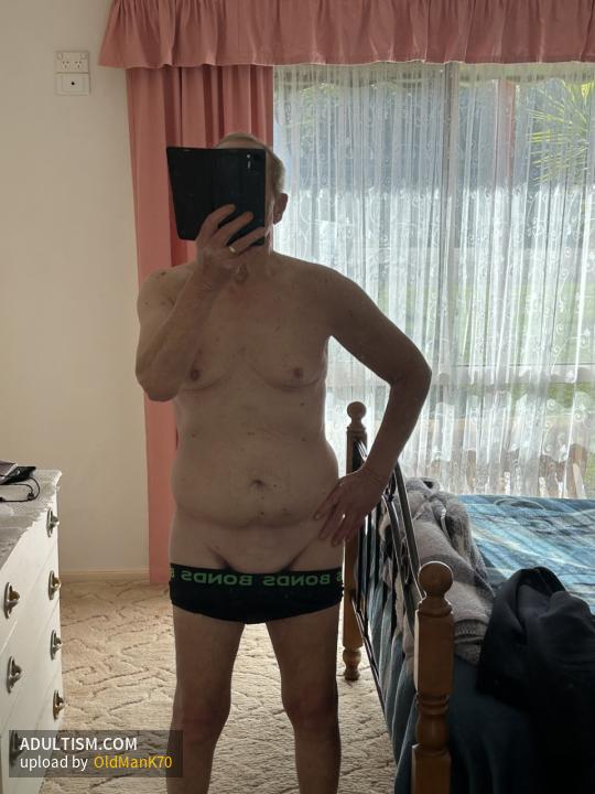 Image 3 of 4