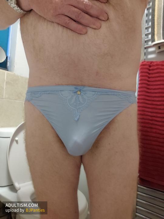 Image 4 of 4