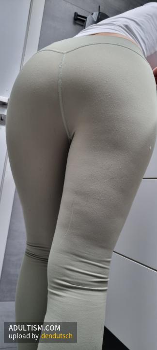 Image 4 of 6