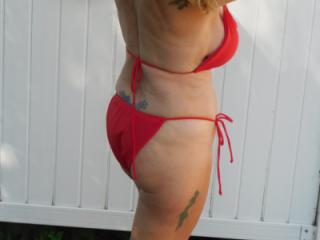 red one 8 of 20