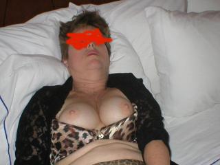 Mature Hot Wife 5 of 8