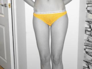 A Little bit of Yellow 3 of 9