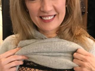 HOTWIFE SERVING A FRIEND 6 of 13