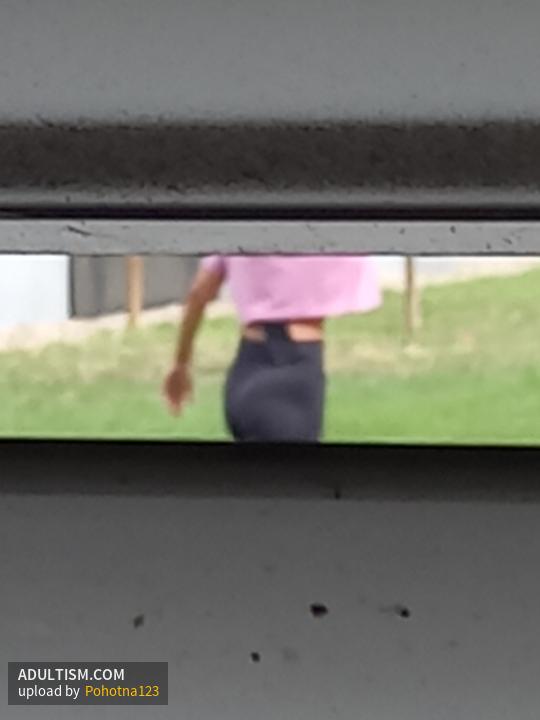 Image 4 of 6