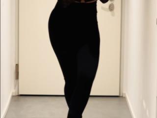 Thursday morning shopping outfit 4 of 6