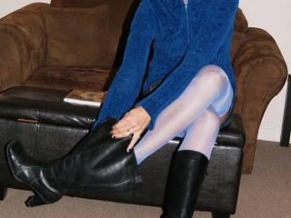 Skirt ,boots and stockings 5 of 18