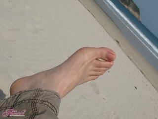 The most beautiful feet and toes..... 4 of 11