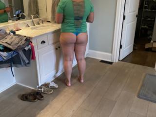 Sandys thick ass! 2 of 6