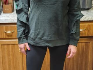 I think her feet are pretty! 2 of 6