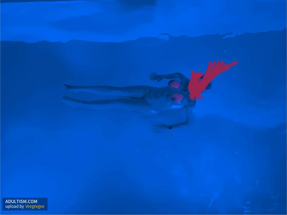 Image 2 of 8