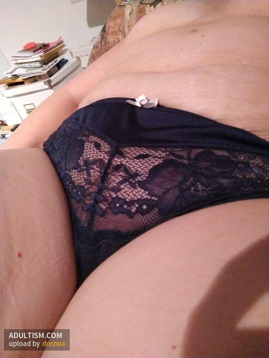 Image 3 of 4
