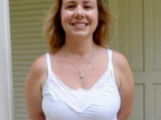 Petite Chubby MILF For You 11 of 20
